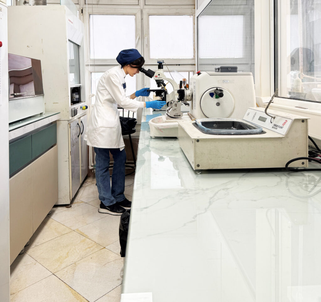 بخش موادغذایی-آرایشی بهداشتی بخش موادغذایی-آرایشی بهداشتی